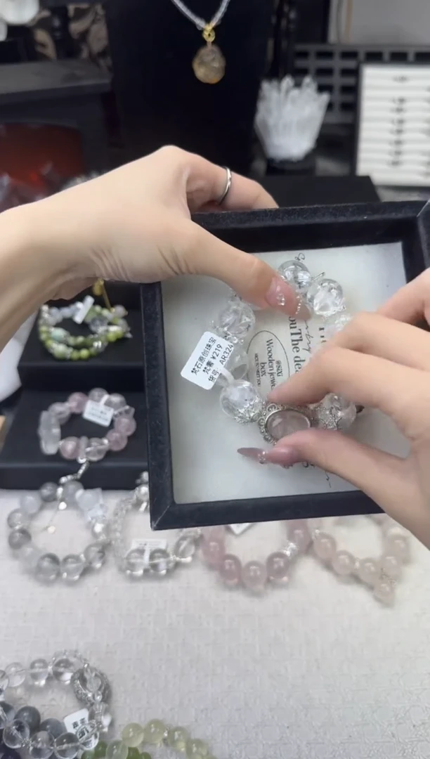水晶手链未镶嵌天然水晶 多样性发货