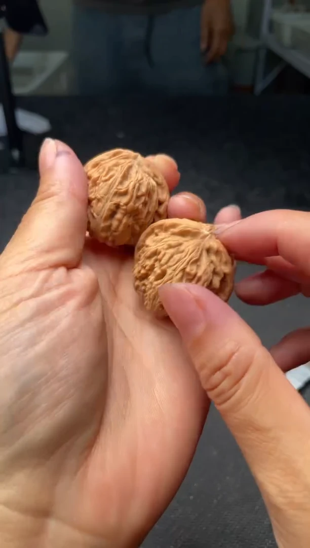 把件文玩核桃w34  白狮子  35