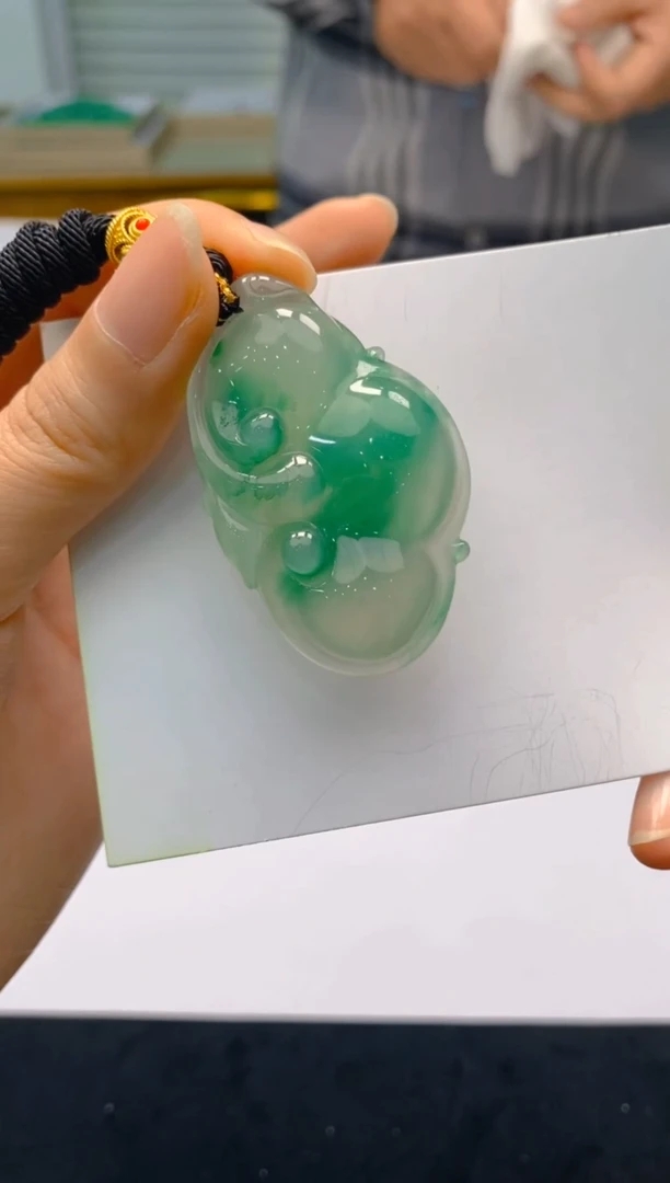 【闪购商品】石英质玉颈饰未镶嵌235