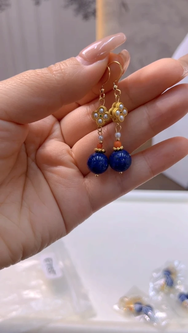 14K金镶嵌青金石耳饰E755