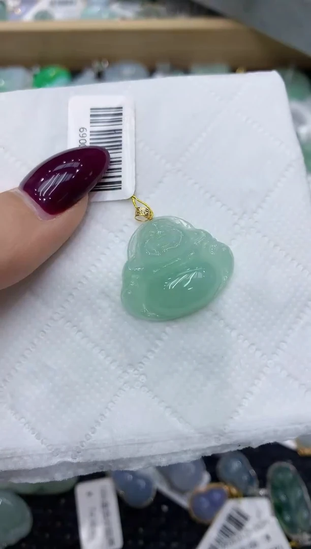 翡翠18K金镶嵌颈饰111111111111