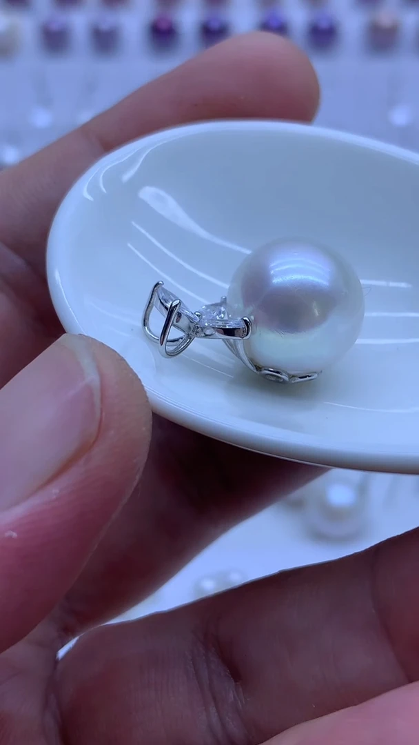 淡水珍珠银S925镶嵌吊坠(不含链)13.4