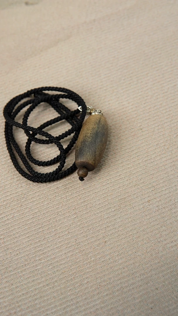 沉香吊坠平**已海南莺歌绿奇楠沉水级天珠吊坠