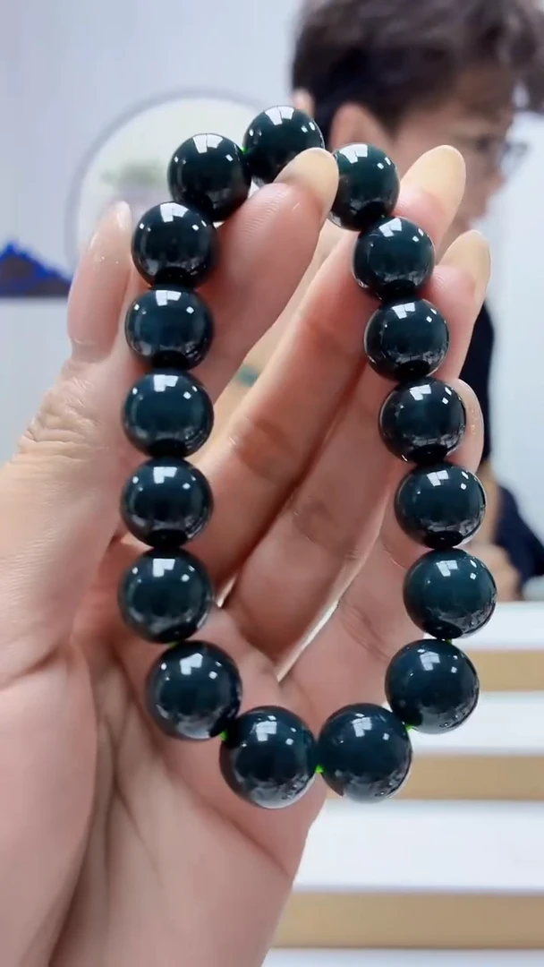 未镶嵌定制翡翠4688MM-毛货手串88