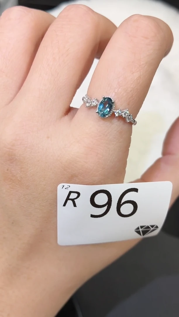 银S925镶嵌托帕石戒指多样性发一R96