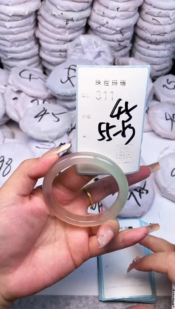 手镯玛瑙/玉髓未镶嵌311