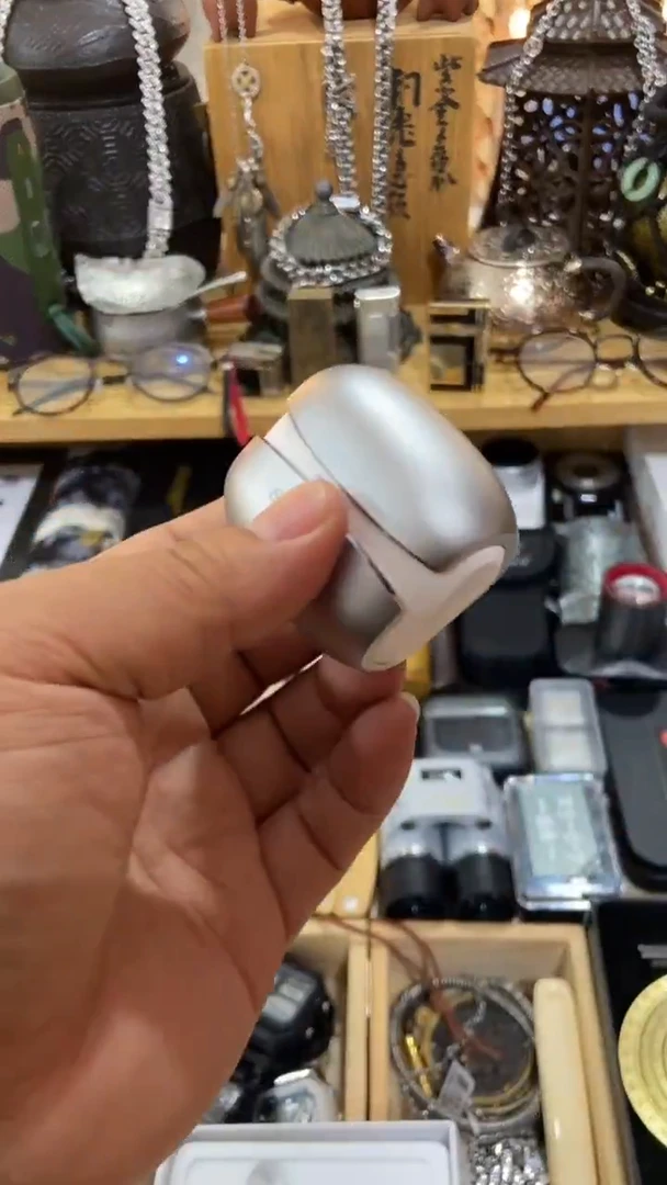 瓷片闪购商品  如图所示