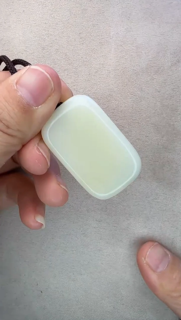 【闪购商品】和田玉颈饰未镶嵌D