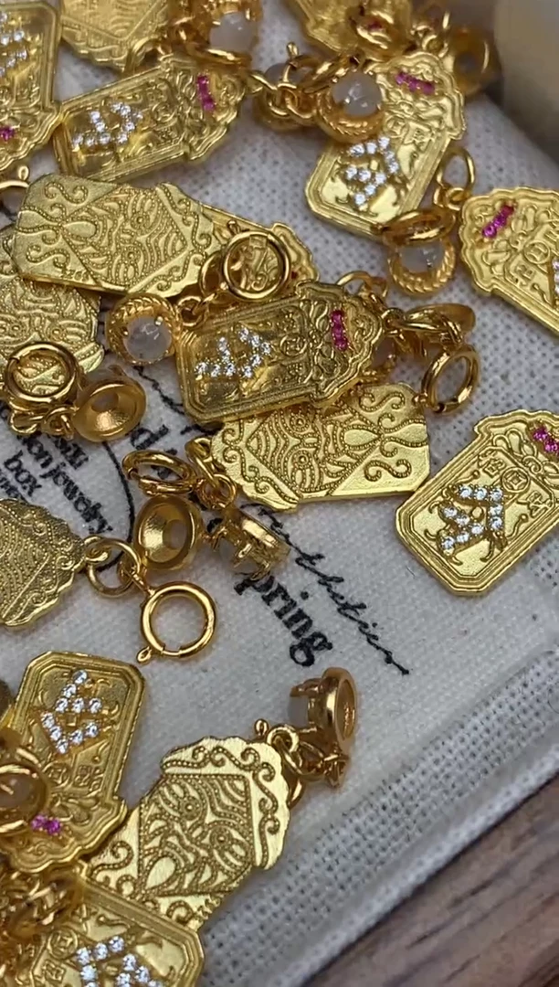 【闪购商品】翡翠颈饰银S925镶嵌蛋面 多样性发（1件）