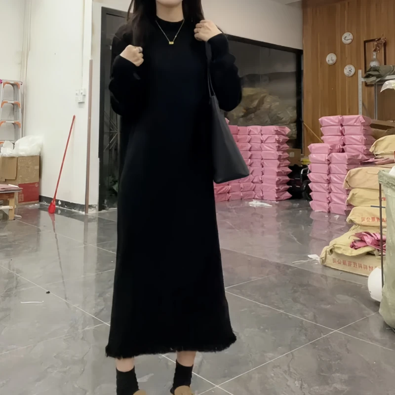 早秋大码女装时尚气质高级感流苏针织风连衣裙胖mm宽松显瘦连衣裙