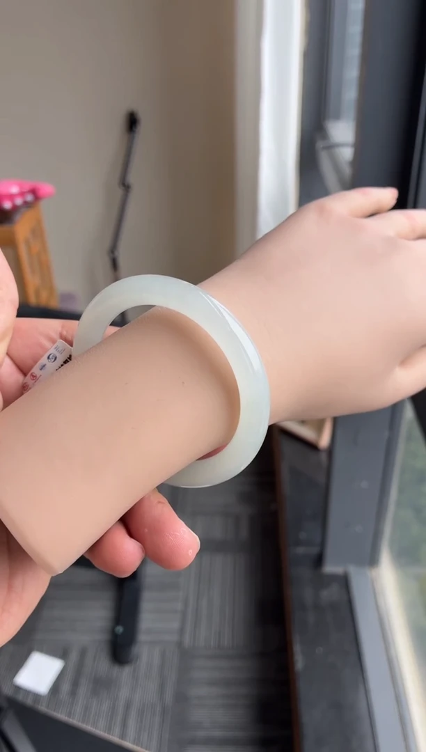 未镶嵌手镯翡翠17号52.5*8.8*8.8圆条