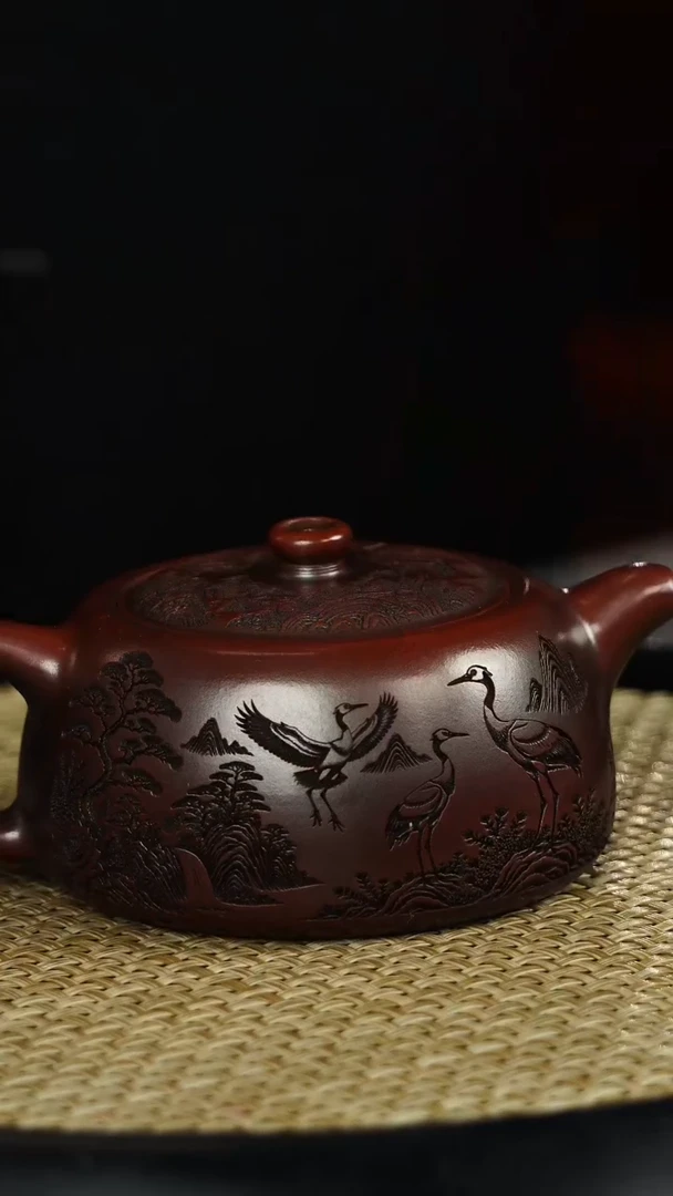 茶壶紫砂古红泥 矮井栏 刻绘 仙鹤