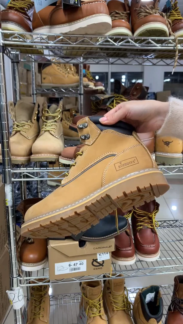 牛皮42码，84703 ，运动鞋码，工装靴，默认瑕疵