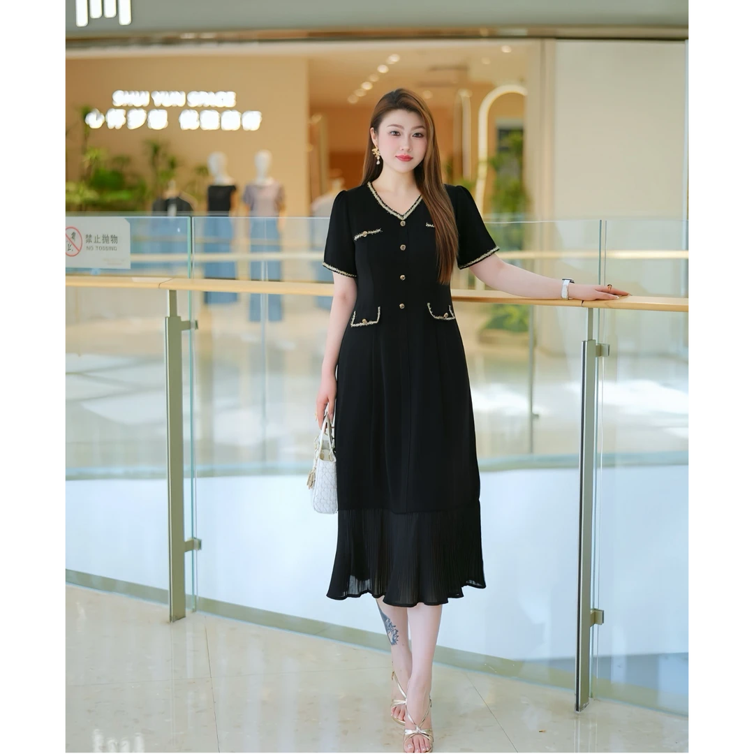 XYD71619气质轻奢小香时尚设计感拼接百褶裙遮肚大码女装连衣裙