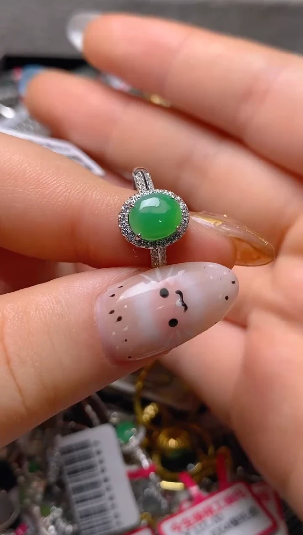 银S925镶嵌戒指翡翠百内无证书