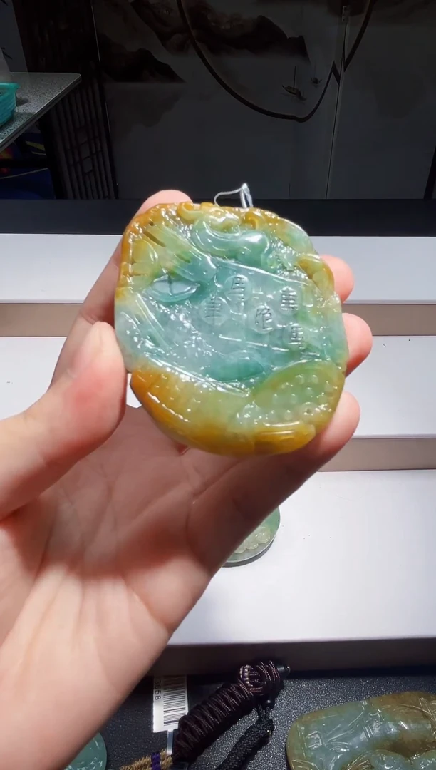 未镶嵌定制翡翠挂件