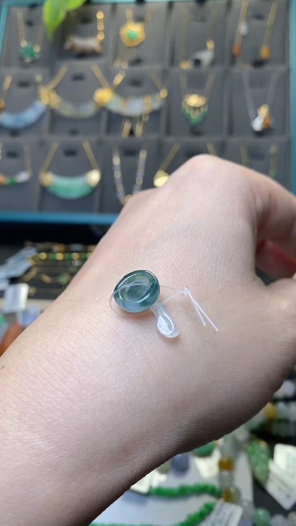 颈饰未镶嵌翡翠35989