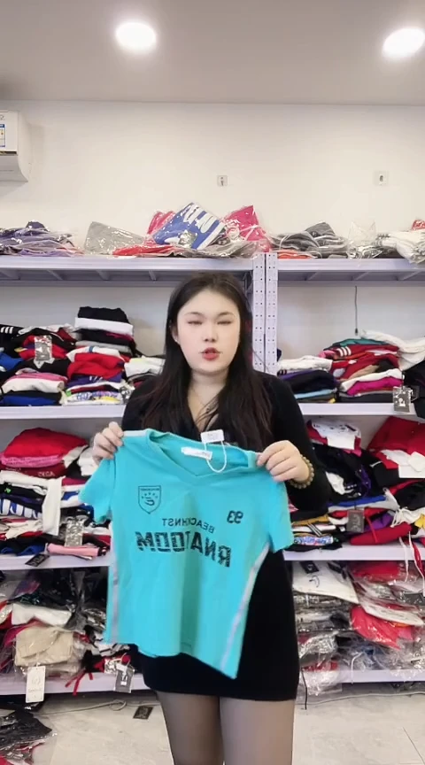 闪电购精品女装255 M