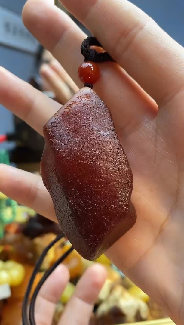 琥珀颈饰未镶嵌吊坠
