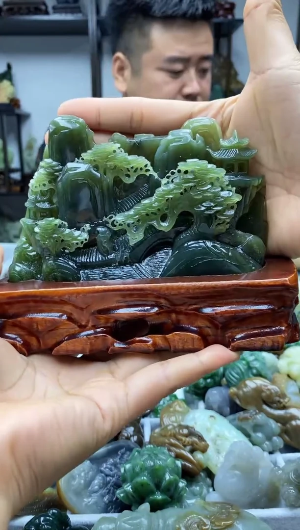 未镶嵌和田玉摆件1
