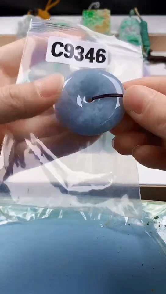 翡翠未镶嵌颈饰天然翡翠吊坠挂件