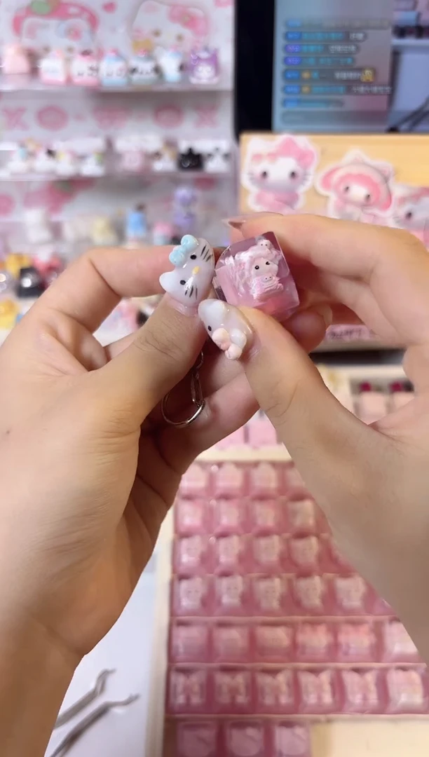 5.粉裙子小羊滴胶键帽