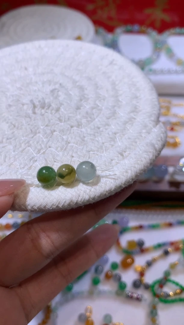 未镶嵌定制翡翠F***y7-7.3卡珠子一组