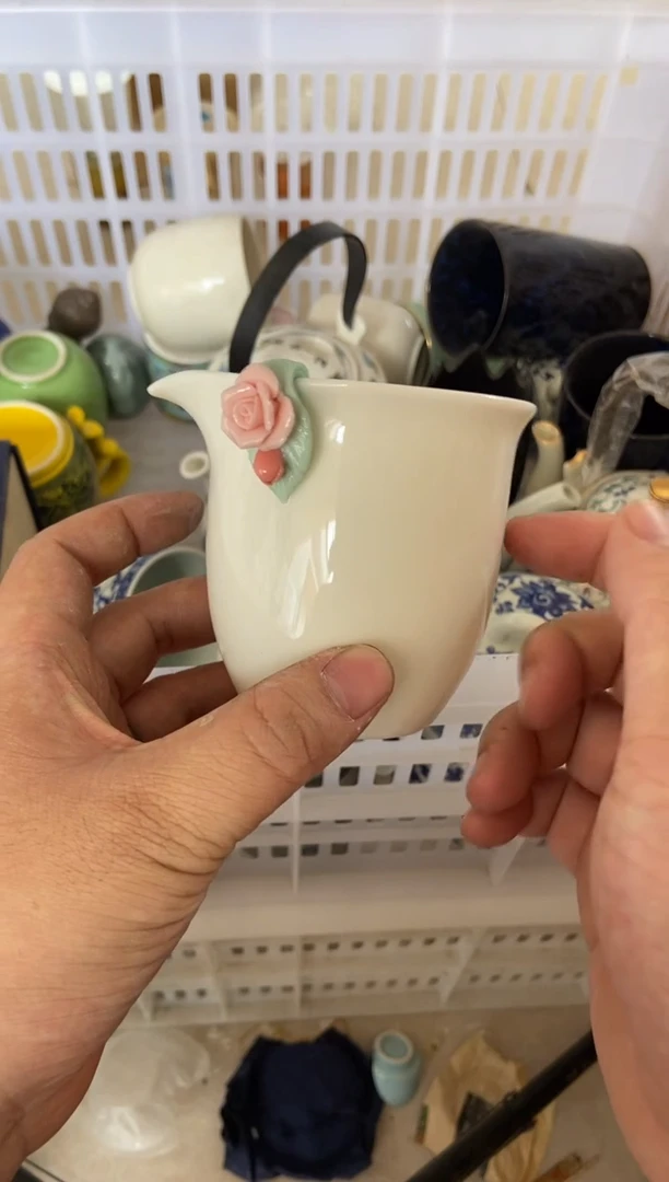杯无运费险有瑕疵的摄影的产品有使用过的痕迹有点脏介意勿拍