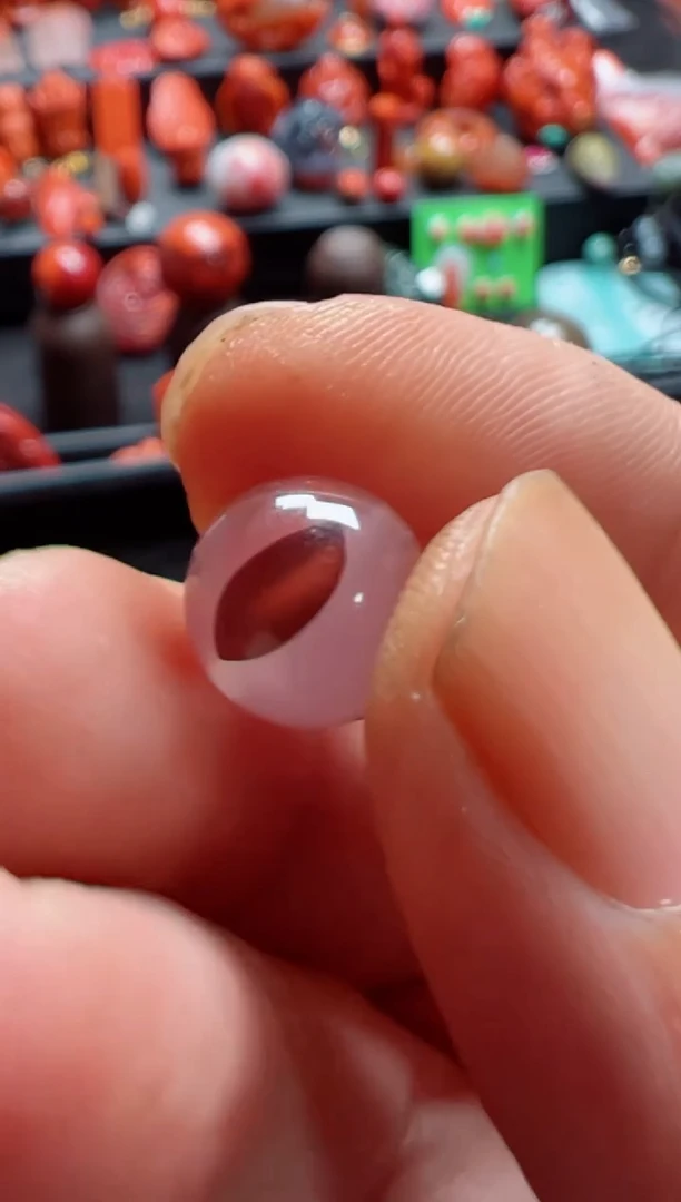 未镶嵌单珠南红玛瑙陈**?单珠