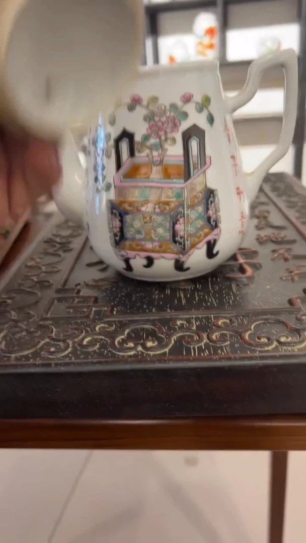 摆件瓷摆件瓷摆件钟鼎胡把一体水壶竖行