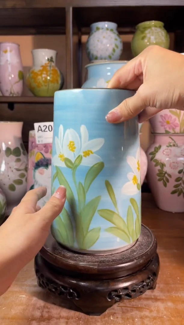 瓶景德镇手绘陶瓷花瓶—无孔：高19*口10