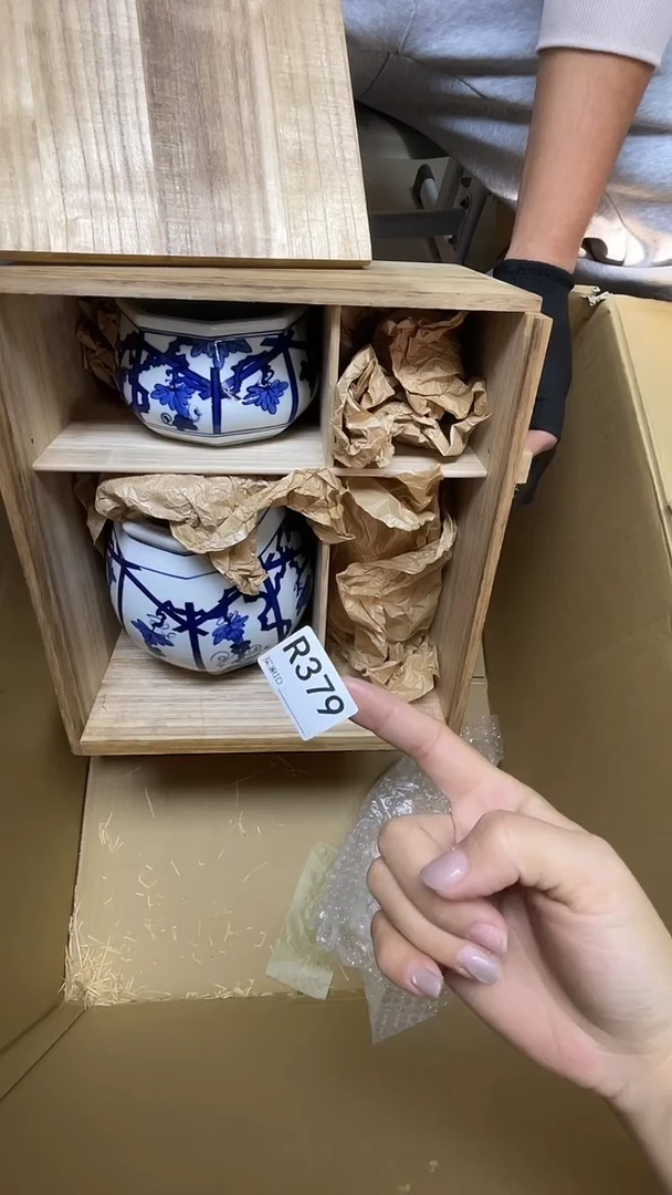 瓷片洋*R379默认微瑕，谨慎参拍