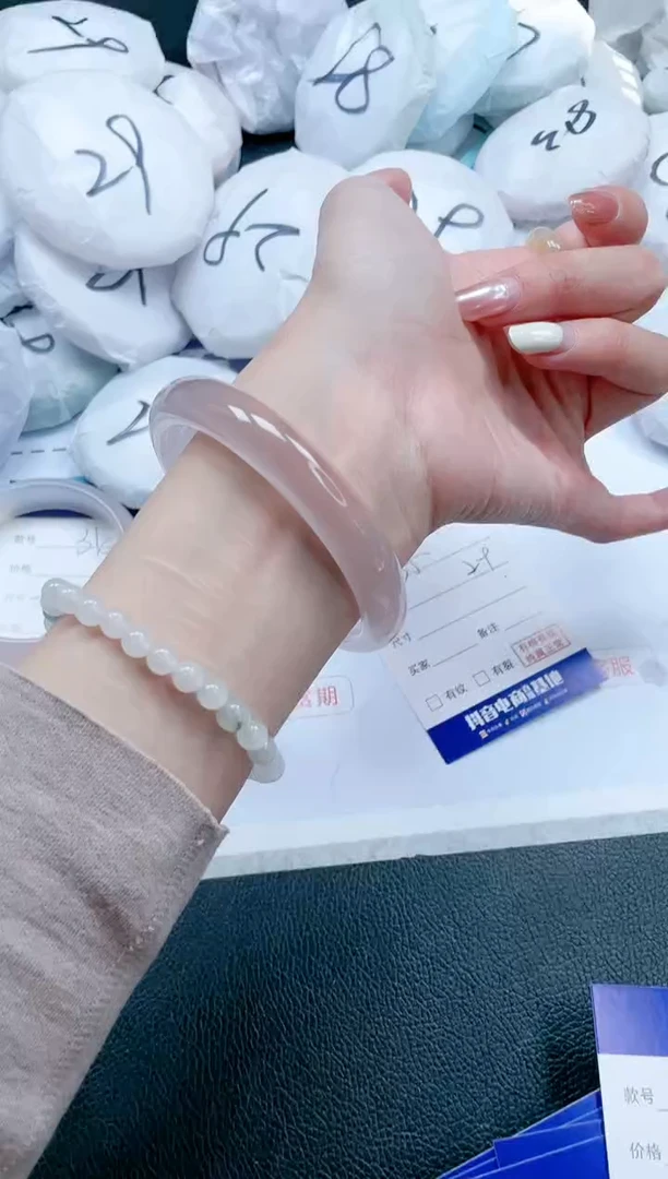 【闪购商品】石英质玉手镯未镶嵌 冰裸粉手镯-62