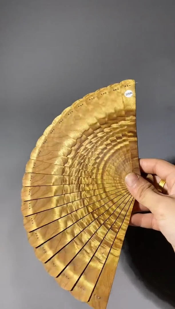 金丝楠蓦*晗225号16cm小叶桢楠扇子