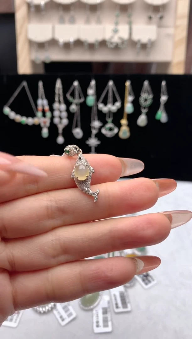 【闪购商品】翡翠吊坠(不含链)银S925镶嵌3号