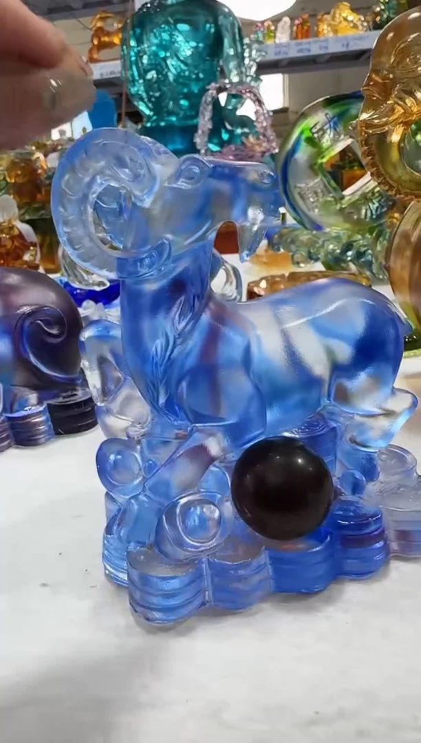琉璃手工艺品蓝色吉运羊