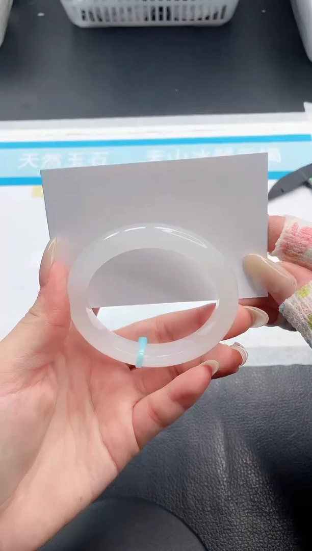 【闪购商品】石英质玉手镯未镶嵌5-V9-54