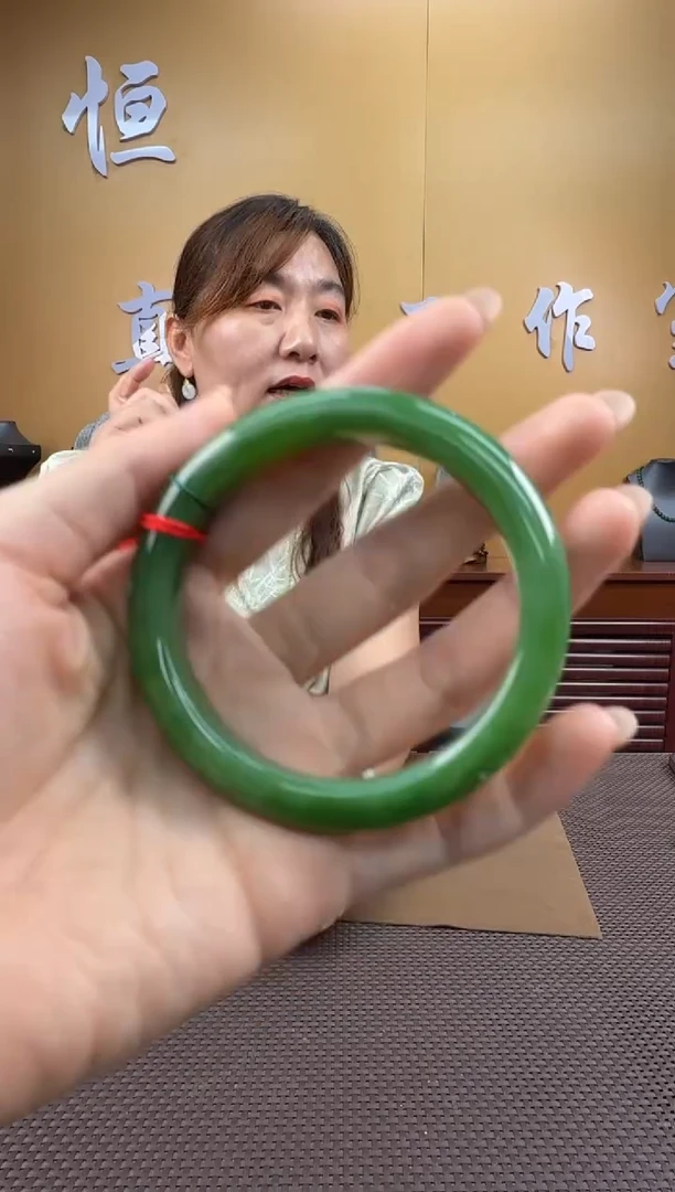 颈饰未镶嵌和田玉手镯57