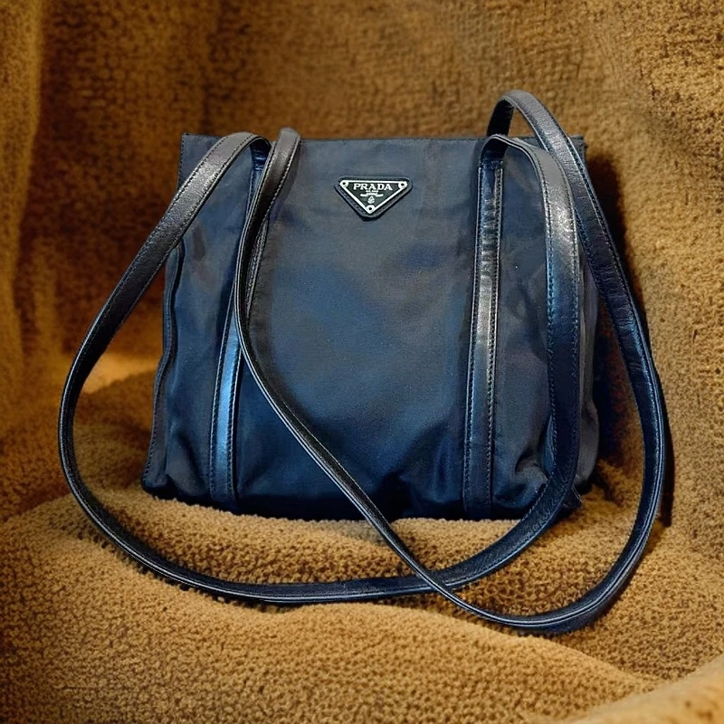 95新 Prada/普拉达 黑色单肩包 1220 7551