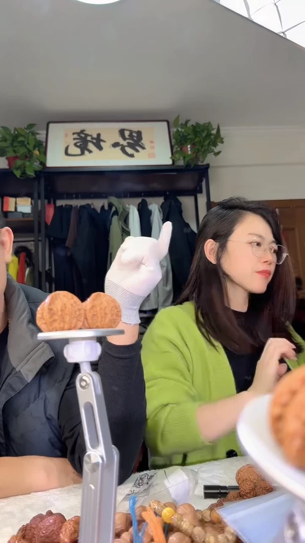 把件龙脊菩提天**?三棱正奔