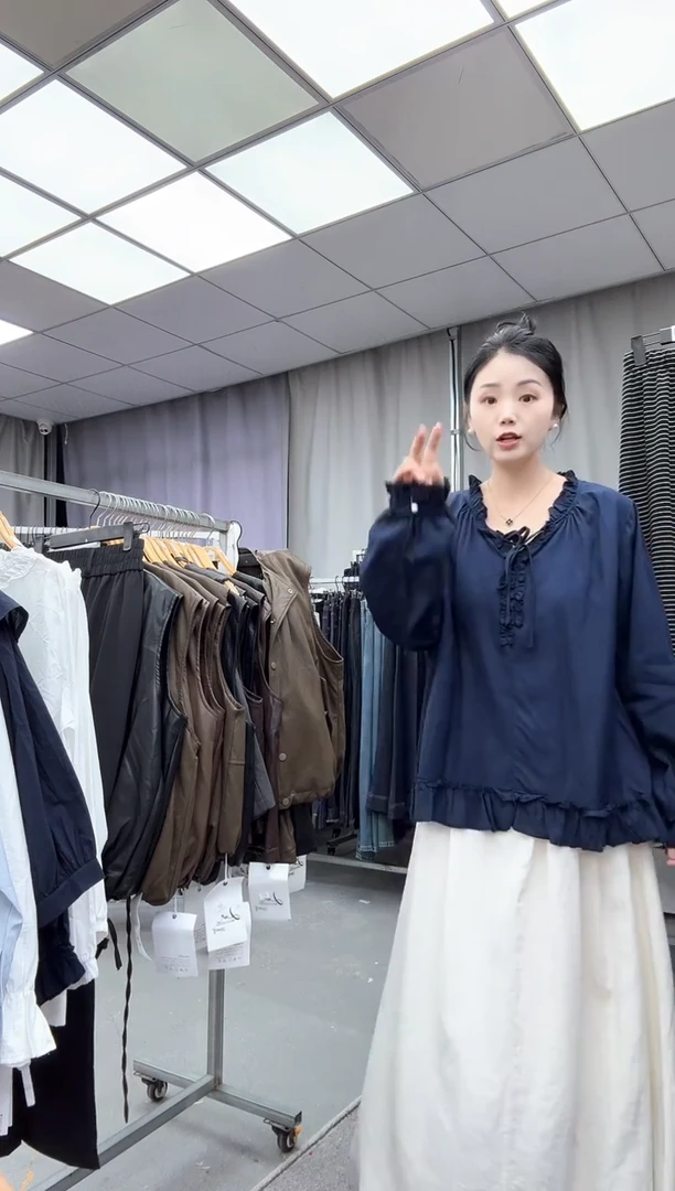 大哥家漂亮衣服漂亮颜色