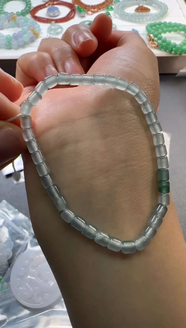 【闪购商品】翡翠手串未镶嵌不退不换 无鉴赏期