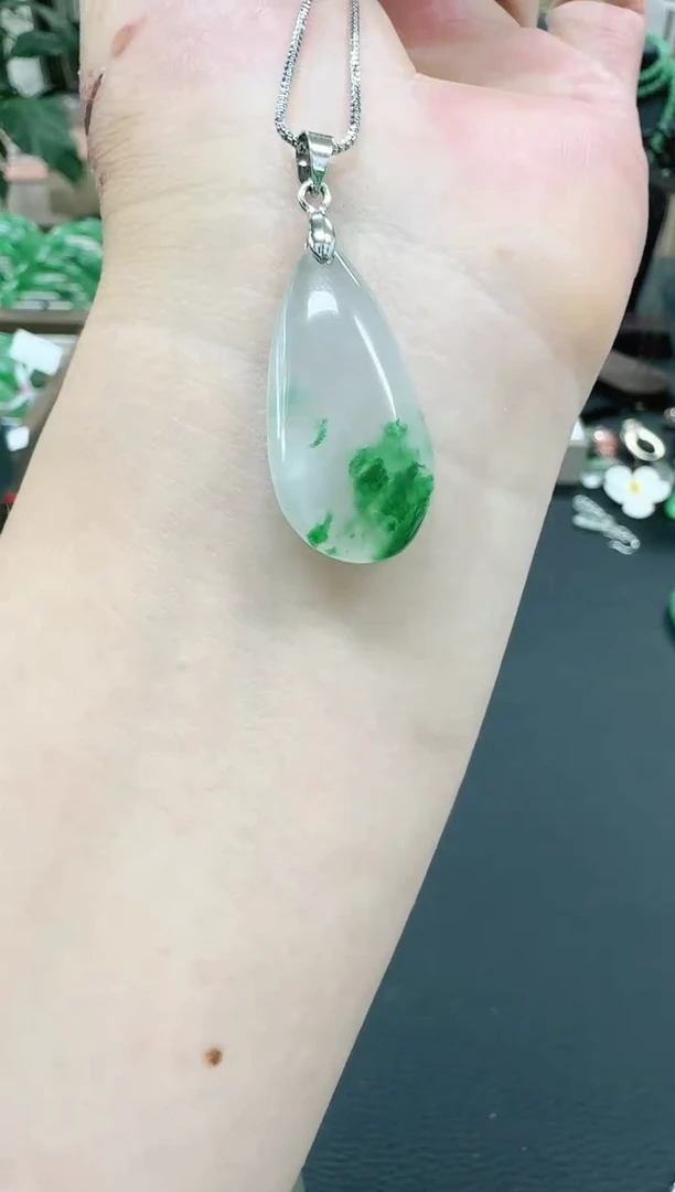 未镶嵌1石英质玉（非洲翠）/6805