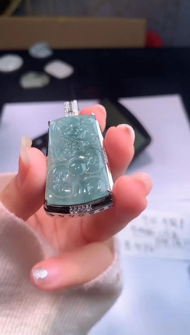 颈饰未镶嵌翡翠0芹0翡翠珠宝752