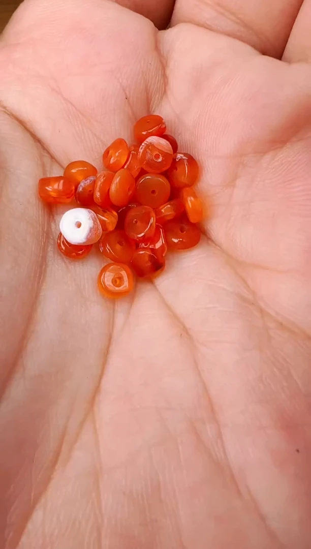 玛瑙/玉髓颈饰未镶嵌【西亚珠饰】配珠 随发8颗