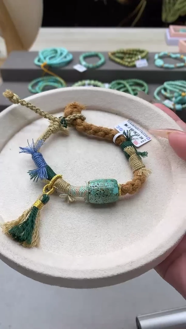 南红玛瑙手绳未镶嵌R31