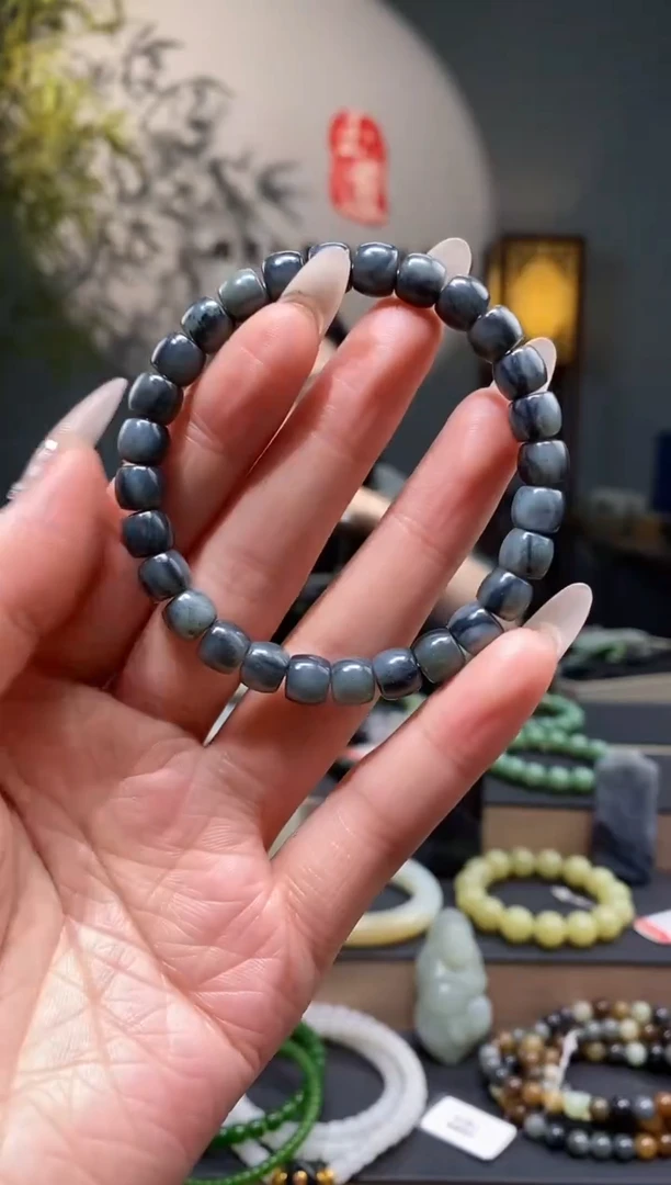 和田玉未镶嵌-8mm青花老型手串