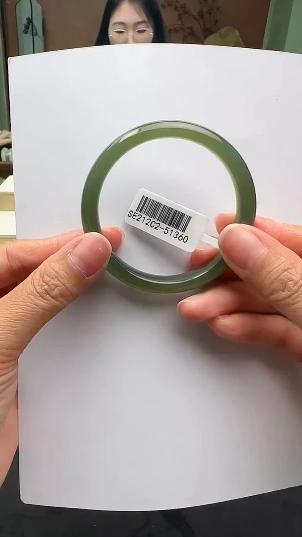 未镶嵌手镯和田玉50