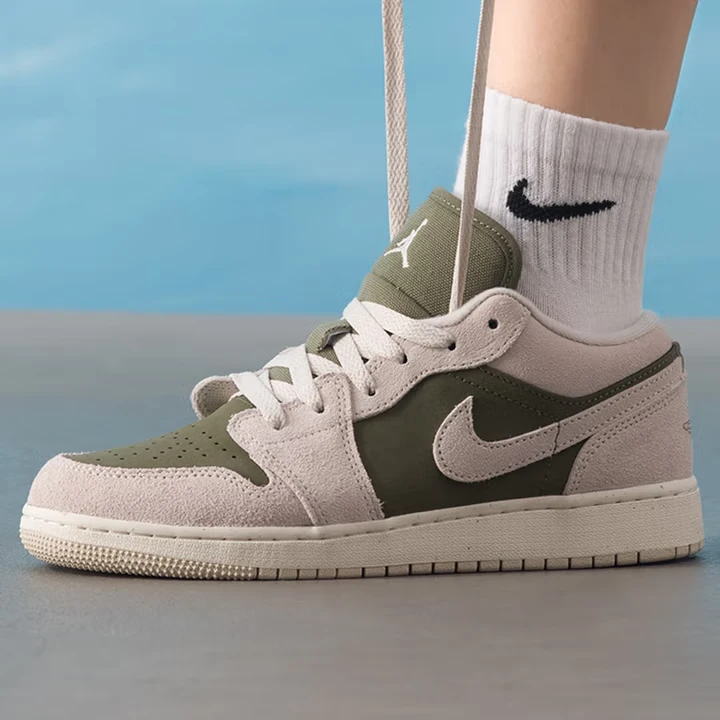 NIKE/耐克商场同款AIR JORDAN1 LOW百搭舒适休闲鞋HV4396201