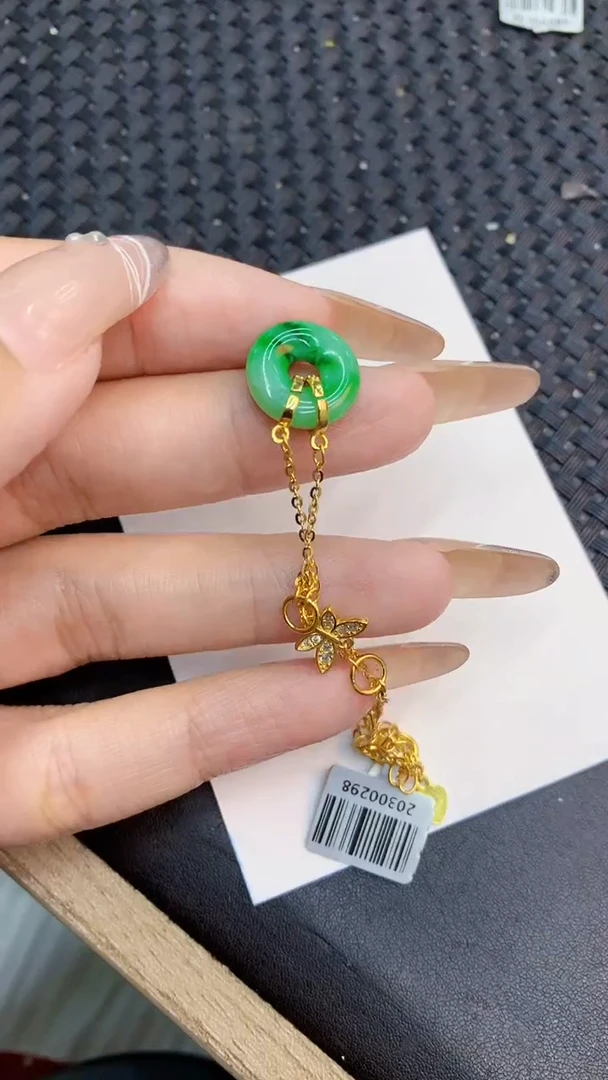 颈饰未镶嵌翡翠1